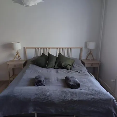 Family With Parking Apartman