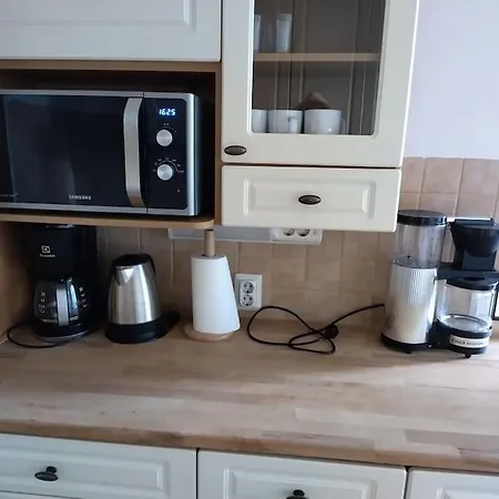 Family With Parking アパート ヴァンター