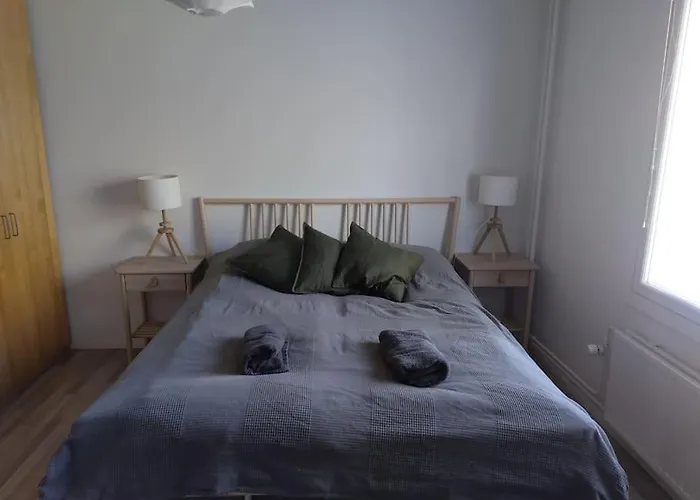 Family With Parking Apartamento